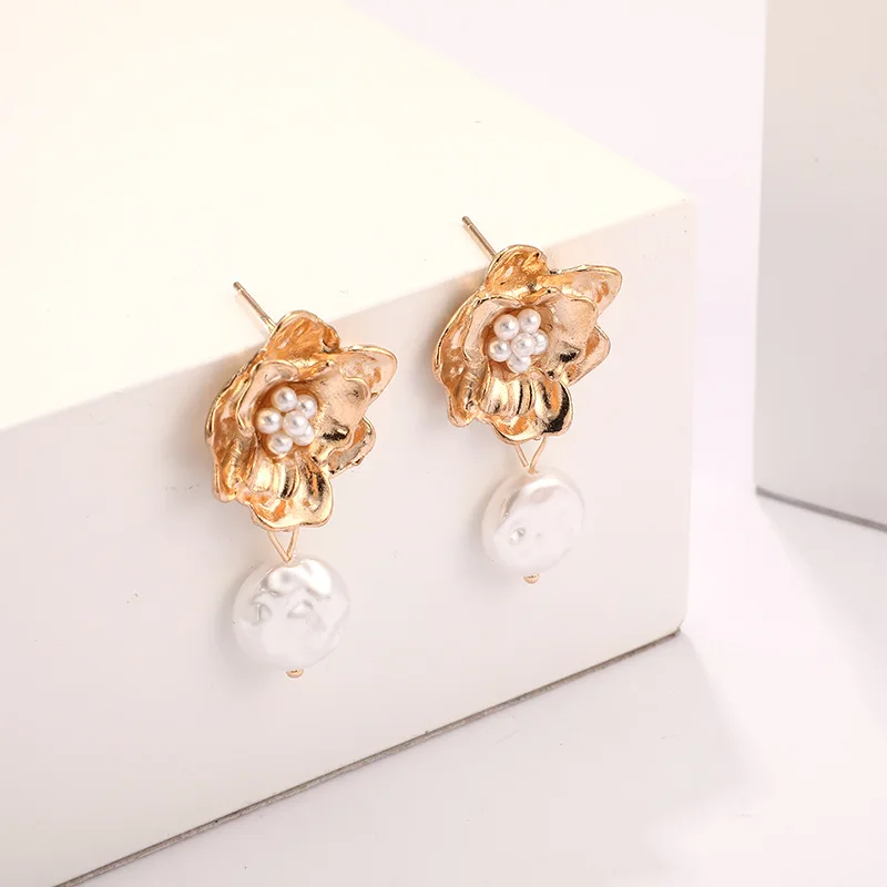 

Fashionable Earrings Jewelry Women Simple Alloy Drop Pearl Pendant Female Gold Flower Floral Earring For Girls Gifts