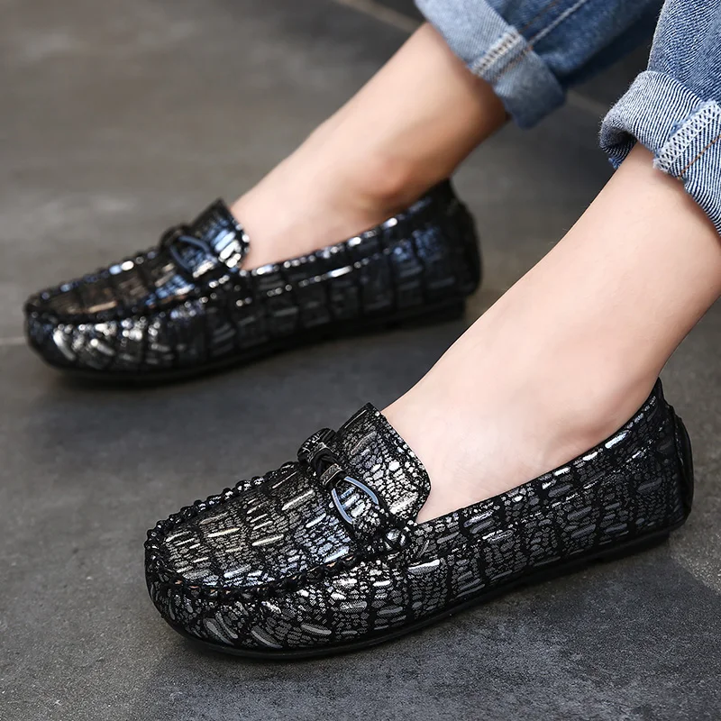 Kid Shoes Slip on Comfortable Boys Girls Loafers Flat Walking Outdoor Lightweight Children Fashion Leather Sneakers Driving