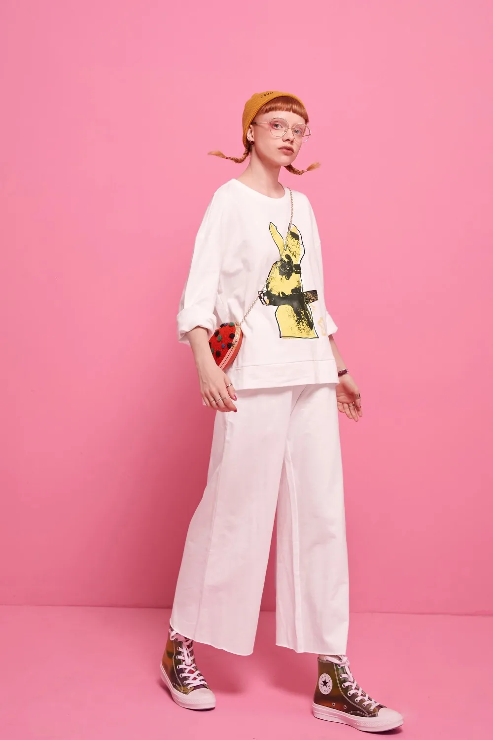 ELFSACK Carton Print T Shirt And Wide Leg Pants Women Casual Two Piece Set Autumn Streetwear Female 2 Piece Outfits