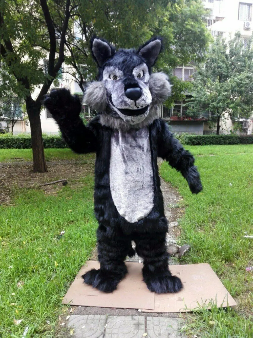 

Plush Wolf Mascot Costume Suits Cosplay Party Game Dress Outfits Clothing Advertising Carnival Halloween Xmas Easter Festival