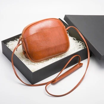 

Women's bag new 2020 fashion messenger bag female ins wild shoulder mobile phone mini shell bag female