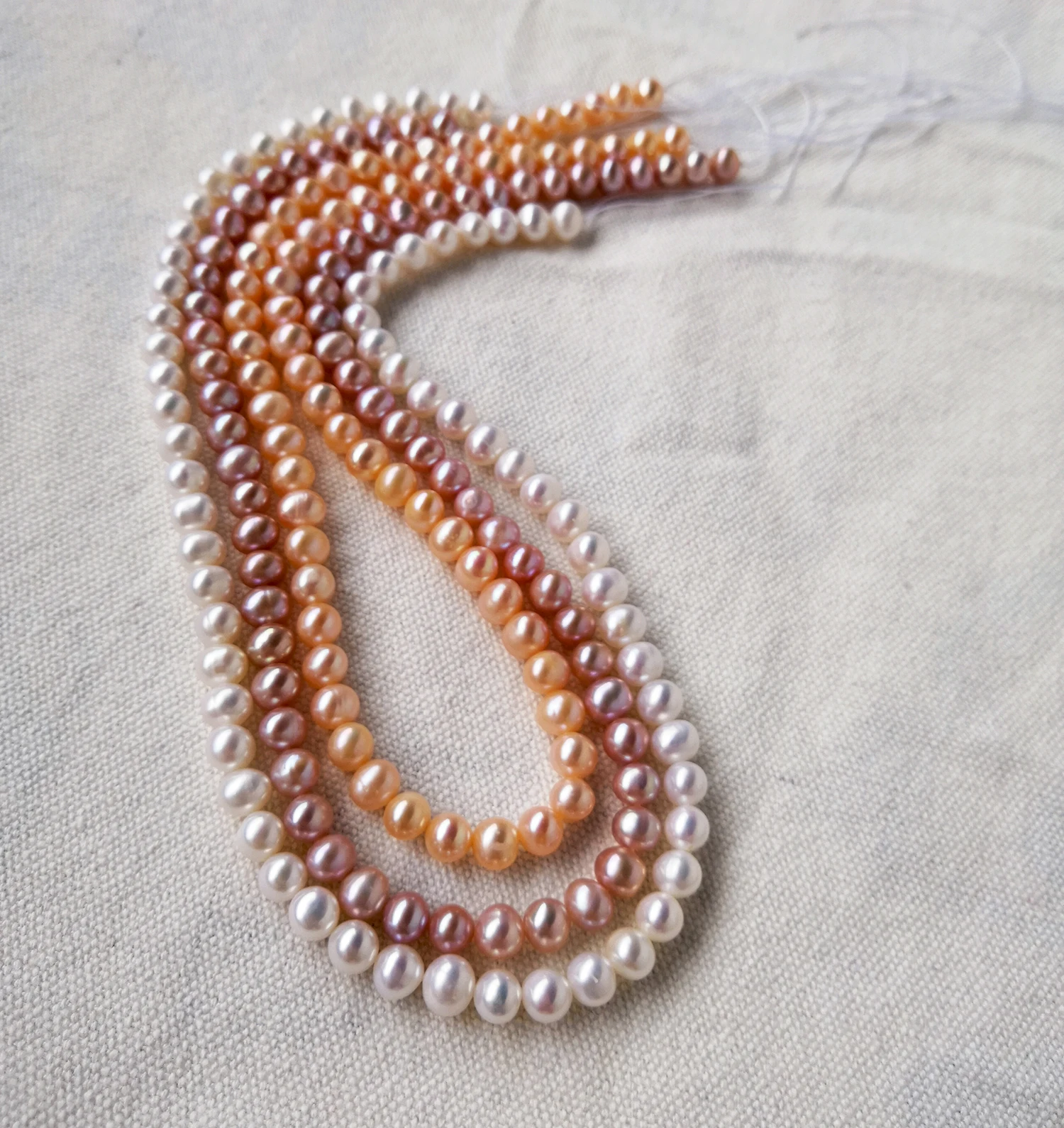 

Свободные бусины белый/розовый/фиолетовый пресноводный жемчуг около круглых 6-7 мм 14 "для DIY изготовления ювелирных изделий FPPJ оптовая продажа бусины природа