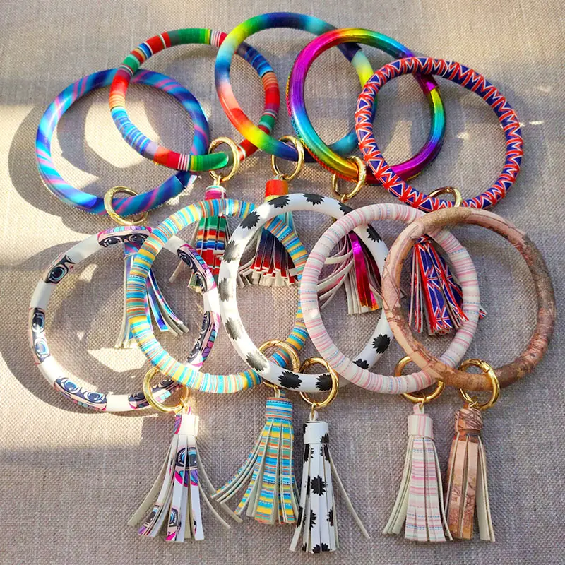 

Flatfoosie New Fashion Multiful Tassel Keychain Enamel PU Leather O Key Chain Monogram Circle Wristlet Keychain For Women Girls