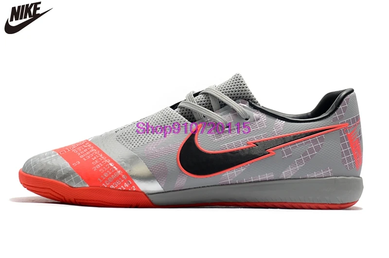 flat sole football shoes