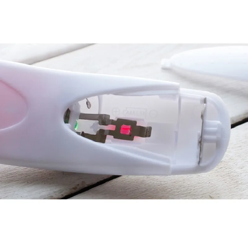 

Random Colors Professional Electric Heated Long Lasting Eyelash Curler Eye Lash Perm Heated Roll Makeup Tools