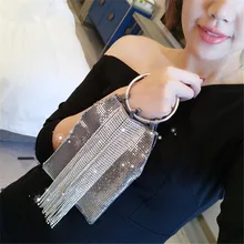 Роскошная дамская сумочка-клатч с кисточками и металлическими бриллиантами на ремешке с цепочкой, сумки на плечо, вечерние сумочки, вечерние клатчи