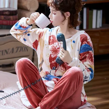 

Women Sleepwear Soft Flannel 2PCS Pajamas Set Coral Fleece Thick Nightwear Winter Warm Sweet Cartoon Homewear Casual Bathrobe