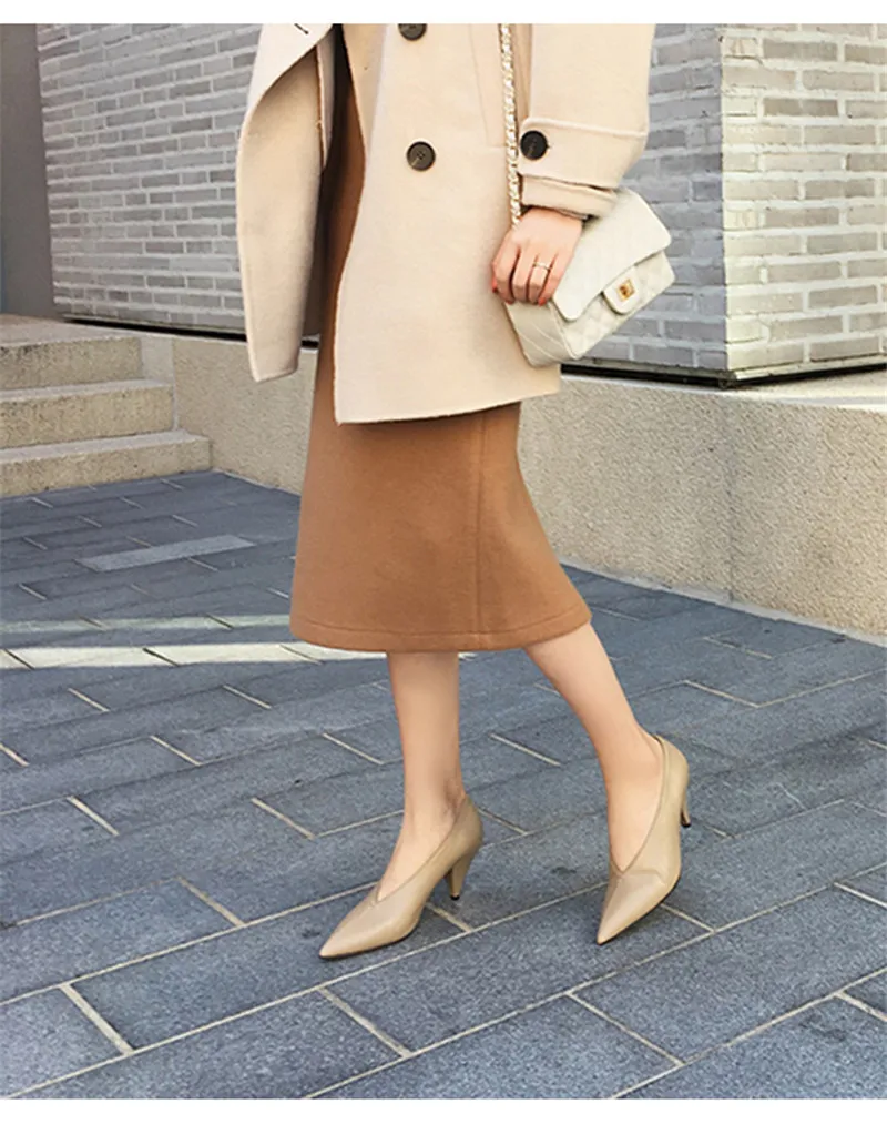 New V-mouth Pumps Women Shoes Sexy Pointed Toe Grandmother Shoe Woman Pumps Shallow Rhinestone Single Lady High Small Heels Shoe