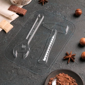 

Form for chocolate "Key and hammer"