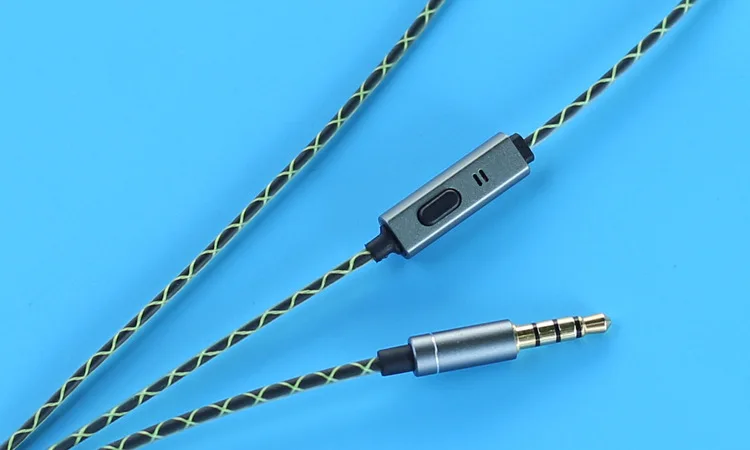 10230527176_250677407