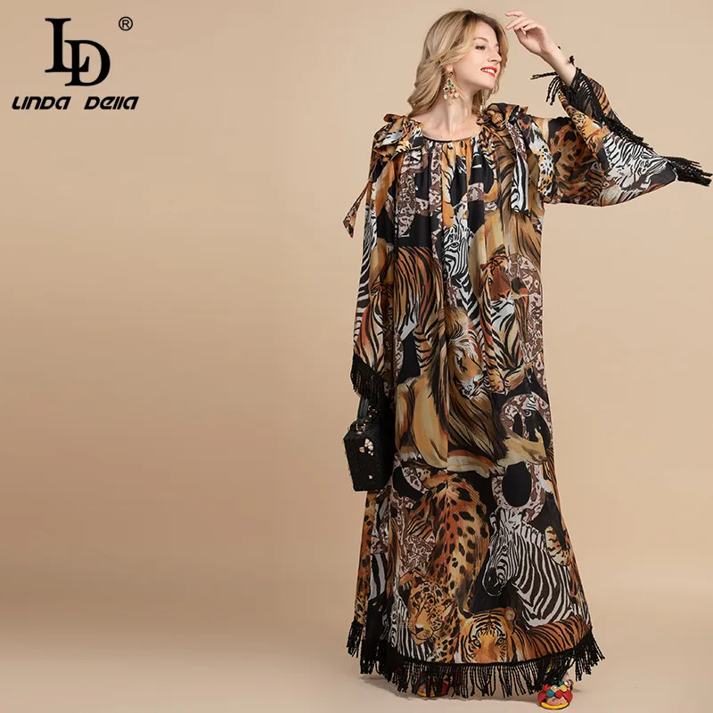 Women's Retro Elegant Hollow Embroidered Sexy
