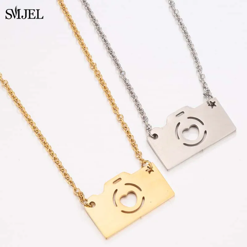 

SMJEL Stainless Steel Camera Necklaces Women Vintage Geometric Mini Camera Pendant Necklace Men Jewelry Gifts