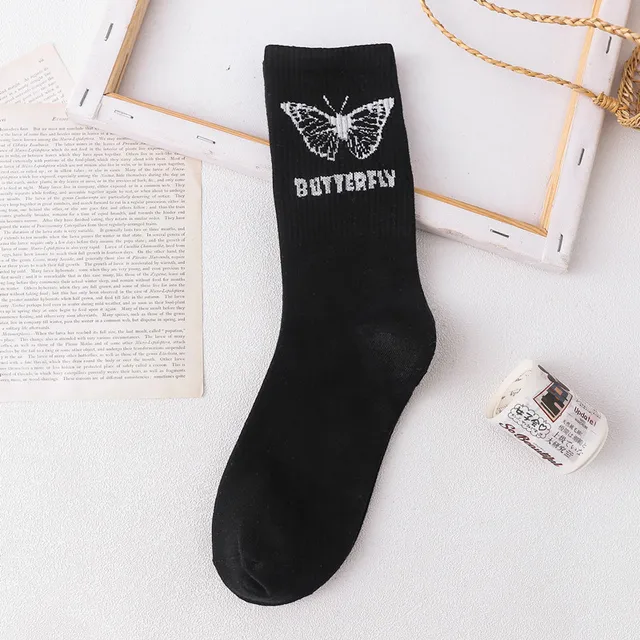 Cartoon socks retro cute bow print white black couple calcetines funny harajuku fashion women cotton long skarpetki chaussette 1