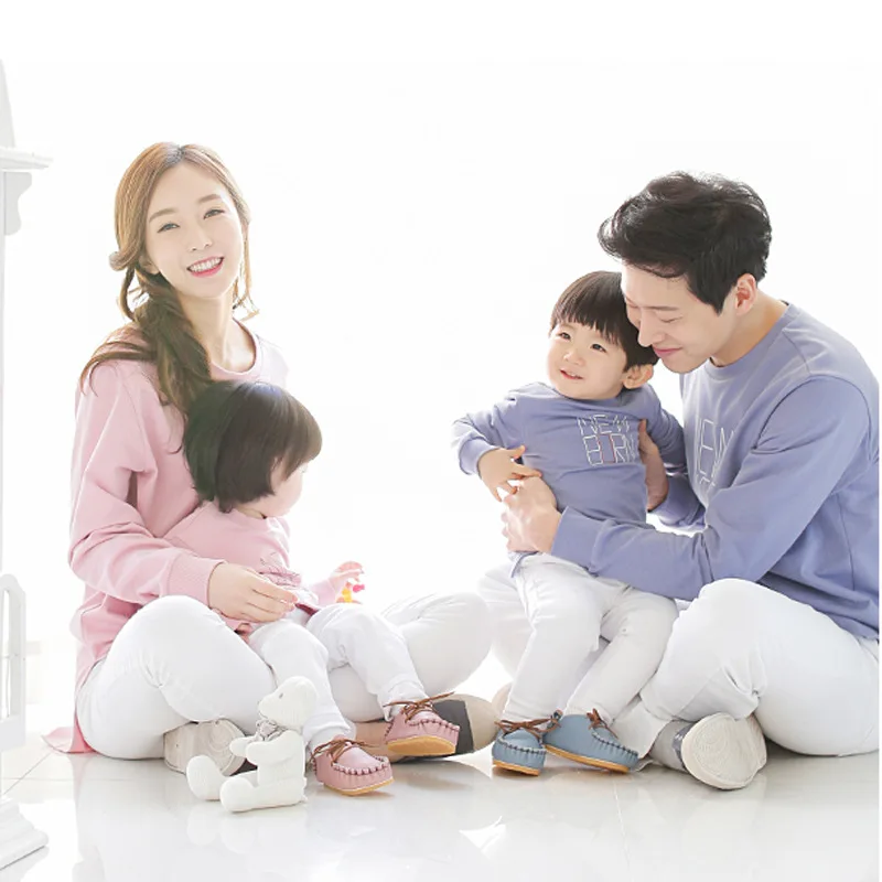 matching family outfits South Korea children in spring and autumn new long section of a family cotton T-shirt Family Pack