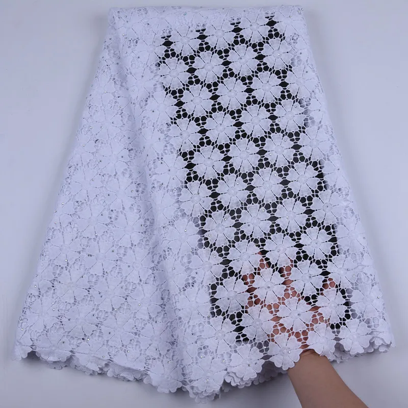 

Latest 2019 High Quality Water Soluble Lace Embroidery African Guipure Lace Fabric White Cord Lace For Wedding Dress Sewing 1703
