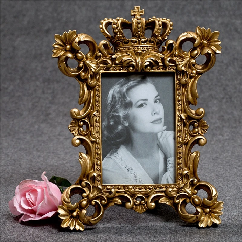 Vintage Crown Accents Ceramic Picture Frame