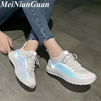 

Lightweight Sneakers Sport Woman Lace Up Sports Shoes Ladies Runway Shoes Spring Womens Running Sneakers White Women Shoes I2