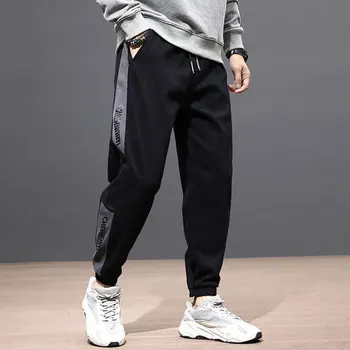 

Japanese Style Fashion Men Jeans Loose Fit Black Color Stripe Spliced Cargo Pants Slack Bottom Designer Hip Hop Jeans Men Jogger