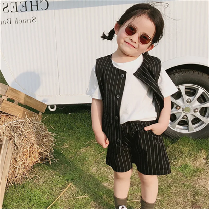 

Boys And Girls Suits Stripes Waistcoat And Shorts 20 Summer Wear New Style Childrenswear 2-7-Year-Old