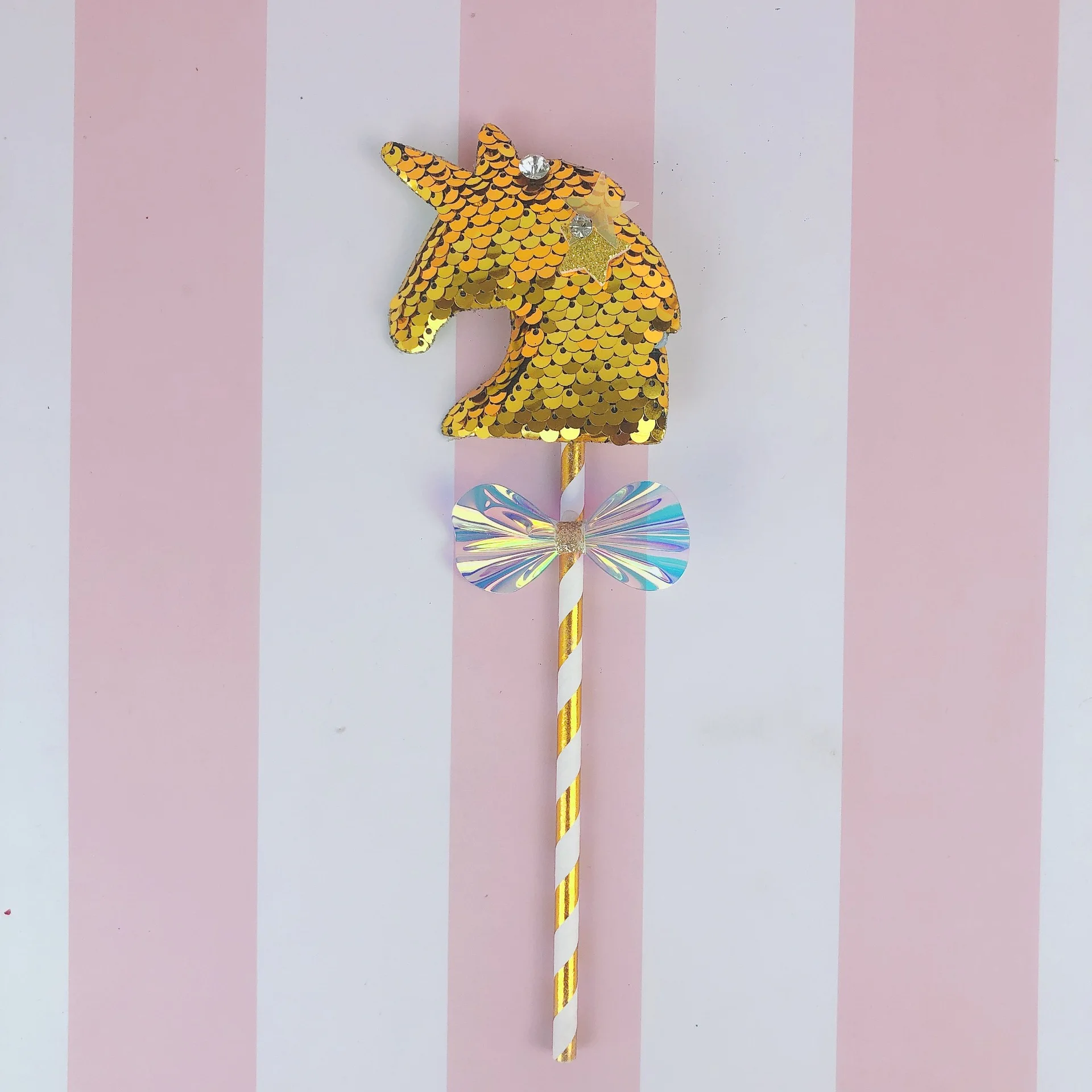 Gold sequined Лазерный Золотой Единорог кекс Топпер для свадьбы, дня рождения, торта украшения детский душ - Цвет: Gold sequined