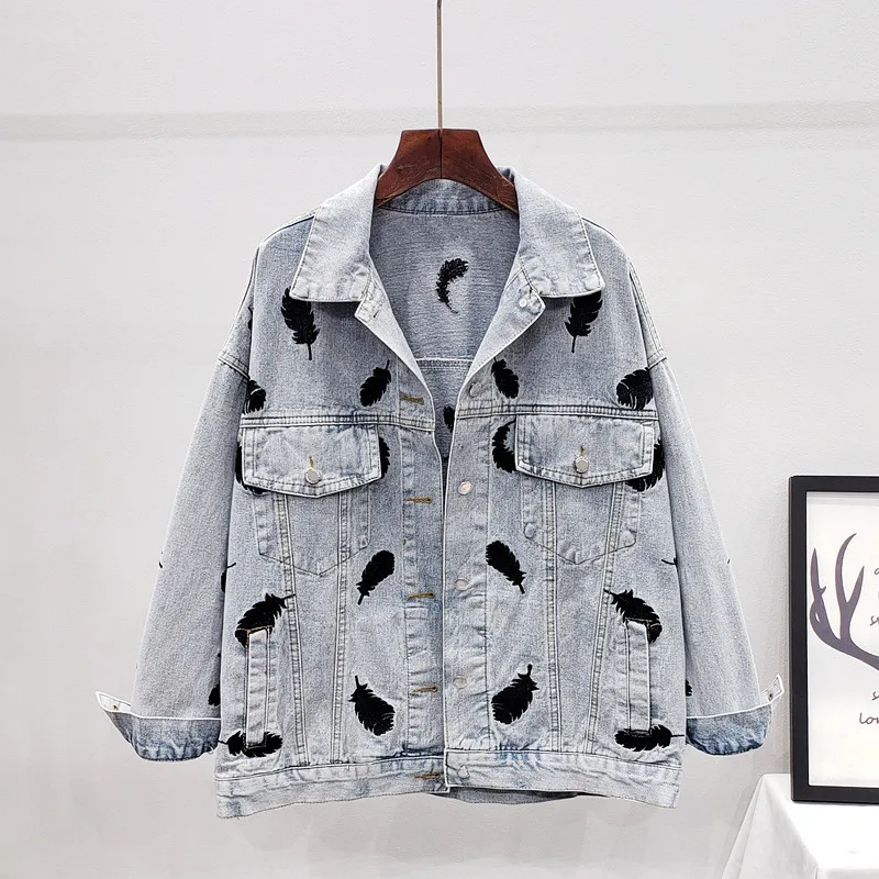 

2020 Ropa de mujer primavera Vintage Feather Embroidery Casual Washed Loose Women Denim jacket Autumn Oversized Blue Jean jacket