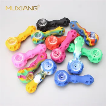

Wholesale/Retail Portable Smoking Pipes Silicone Travel Tobacco Pipes Spoon Cigarette Tubes Hand Pipe Random Color wmgj0001