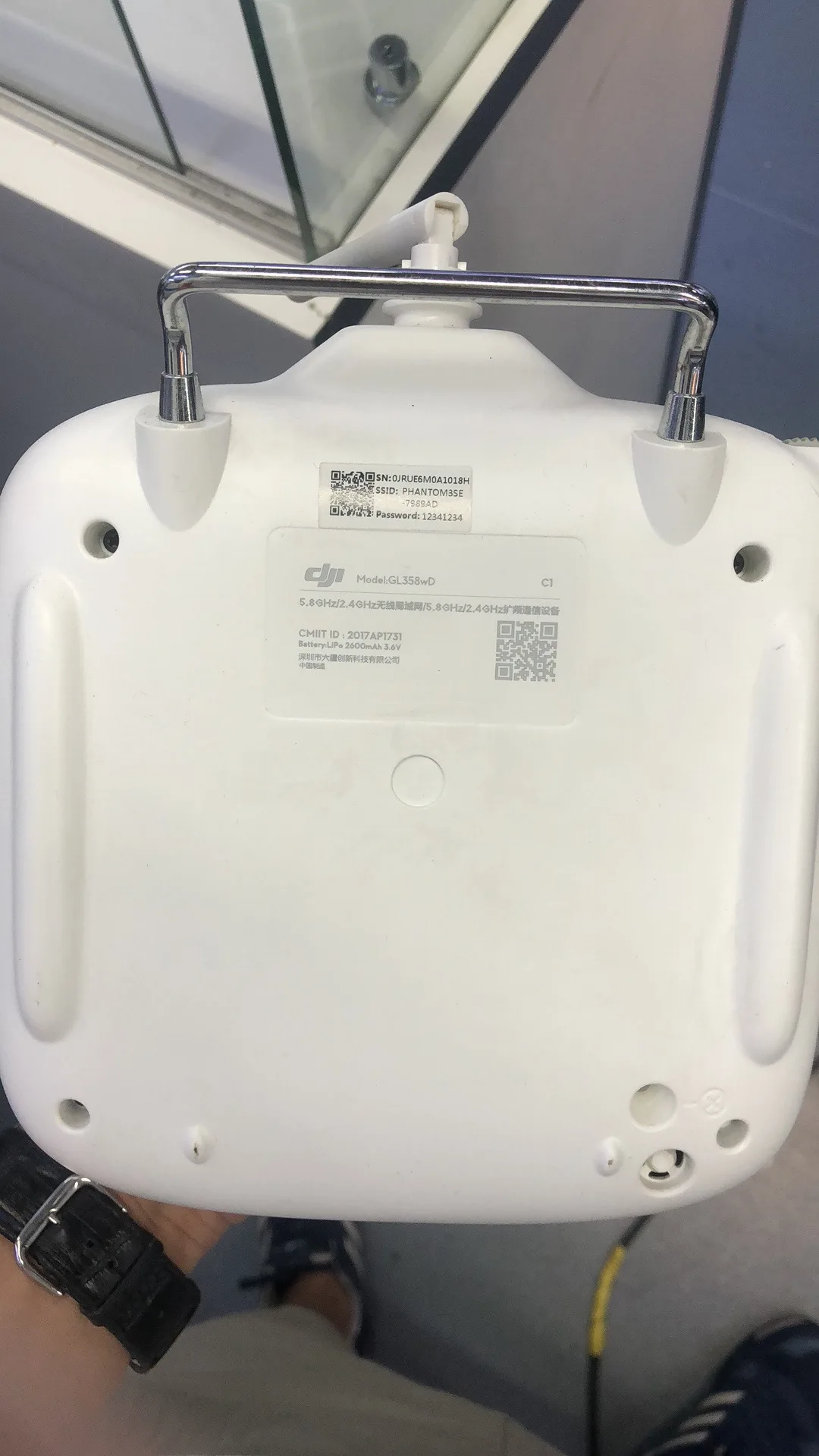 90% New DJI Phantom 3 SE Remote Controller For DJI Phantom 3 SE Drone In Stock With Free Gift