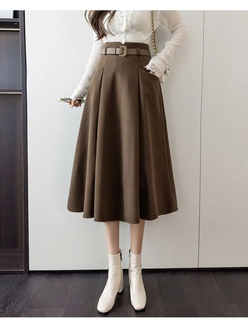 High waist skirt female 2021 autumn and winter new style solid color retro mid-length large swing A-line woolen skirt with belt white pleated skirt