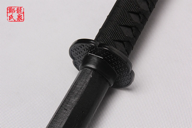 Katana LaidoHard wood 100cm Kendo Practice Sword Oak Decorative Bokken Samurai Red Black Color Brandon Swords