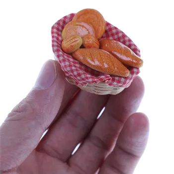 

1:12 Dollhouse Miniature Food Bread Toast with Basket Dining Room Bakery Pastry Kitchen Decoration Acc Pretend Play Toy