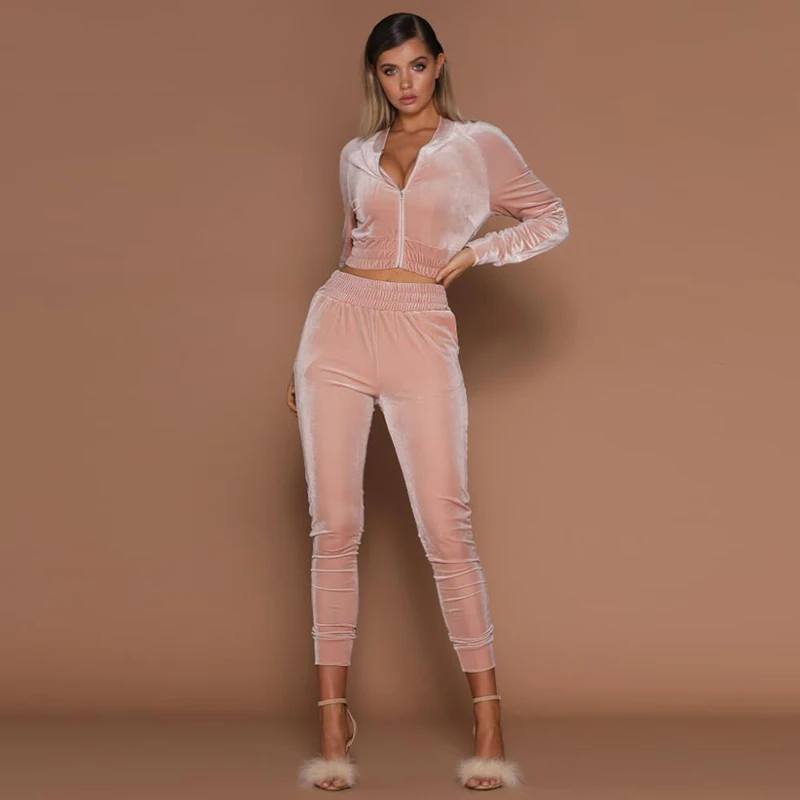

hot 2019 autumn and winter new women's long-sleeved zipper warm gold velvet short hoodie fashion sports trousers two-piece