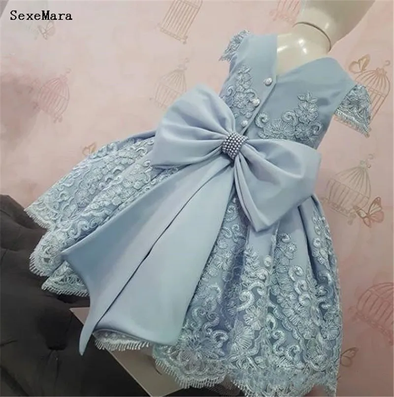 

New Blue Infant Kids First Birthday Dresses Lace Applique Bow Little Girls Pageant Gown Party Dress with Cap Sleeves