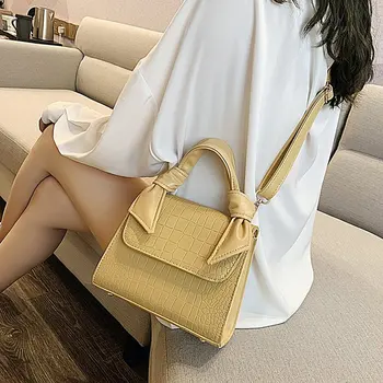 

2020 texture crocodile pattern portable small square bag fashion shoulder messenger small bag