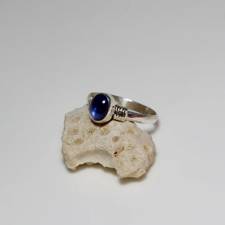 Lumbini Nepal India Bali handmade 925 sterling silver with natural kyanite ring