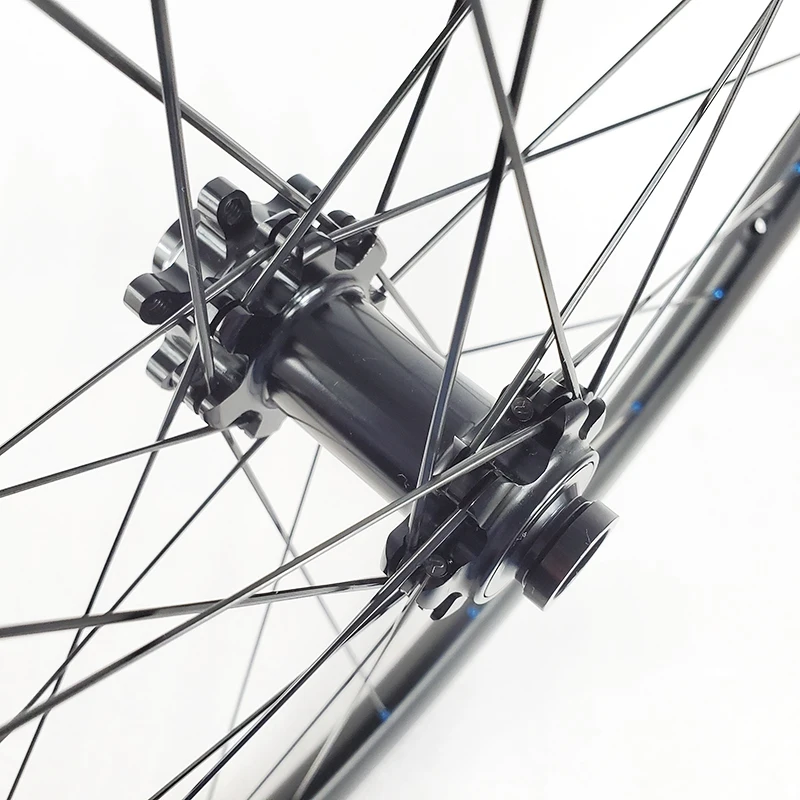SS3030XC650SLM42P2015_4