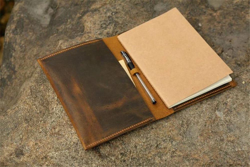 

Personalized Vintage Retro Leather Cover Case for A5 Notebook / Simple A5 Refillable Leather Journal Notebook Cover SA505MPS