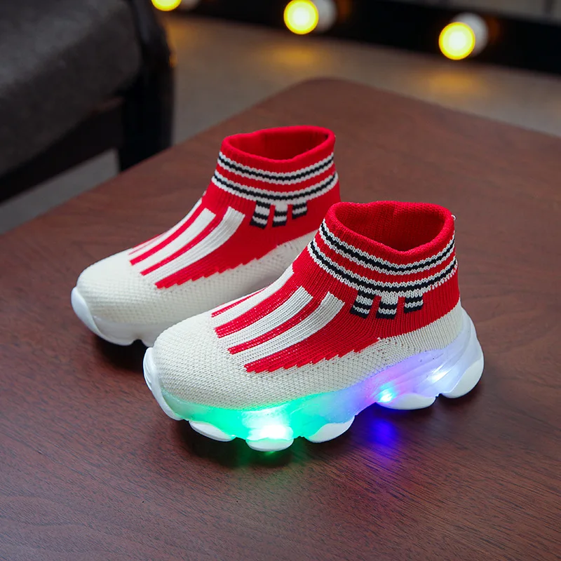 Детская светящаяся обувь для мальчиков и девочек; Светодиодный светильник; Детские кроссовки; дышащие спортивные кроссовки для бега; носки; обувь; chaussure lumineuse - Цвет: Red
