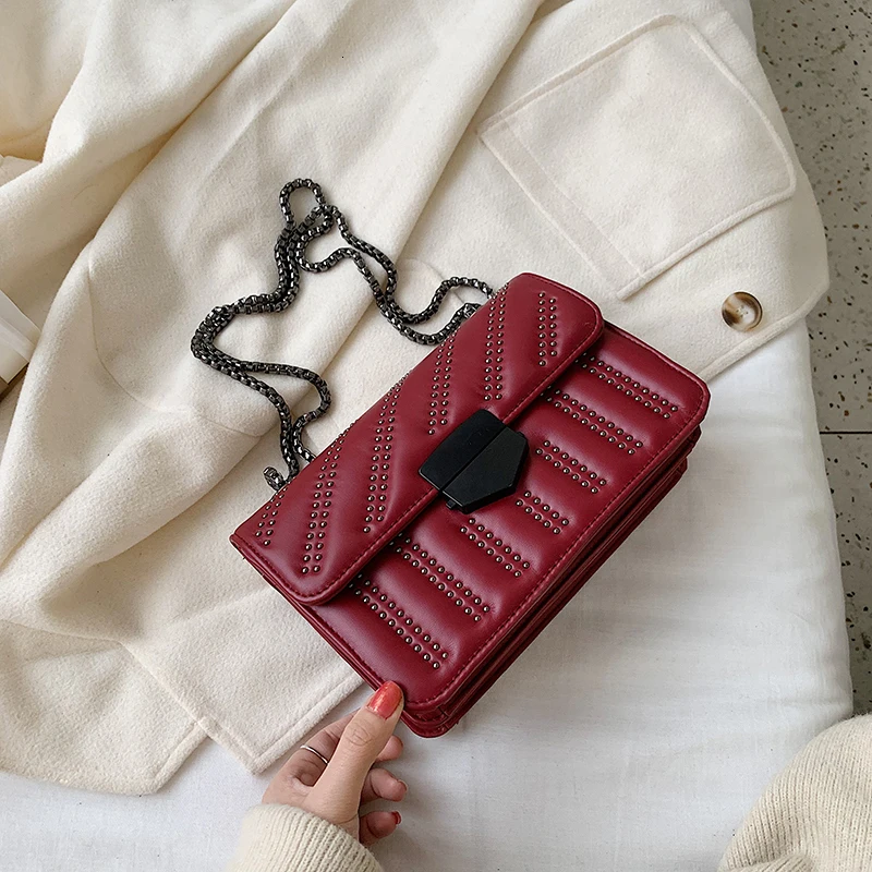 Small PU Leather Crossbody Bags For Women Rivets Designer Chain Shoulder Messenger Bag Female Travel Handbags - Цвет: Burgundy