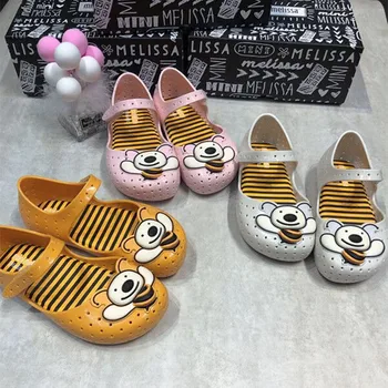 

Mini Melissa 2020 new children's jelly shoes little bee children sandal summer girls' hole shoes baby soft beach sandals HMI011
