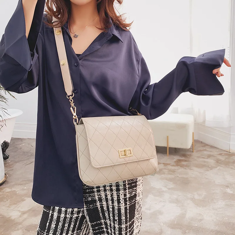 

Bag Women's 2019 Spring And Summer New Style Korean-style Lock Rhombus Square Sling Bag Fashion Simple Crossbody Bag Fashion WOM