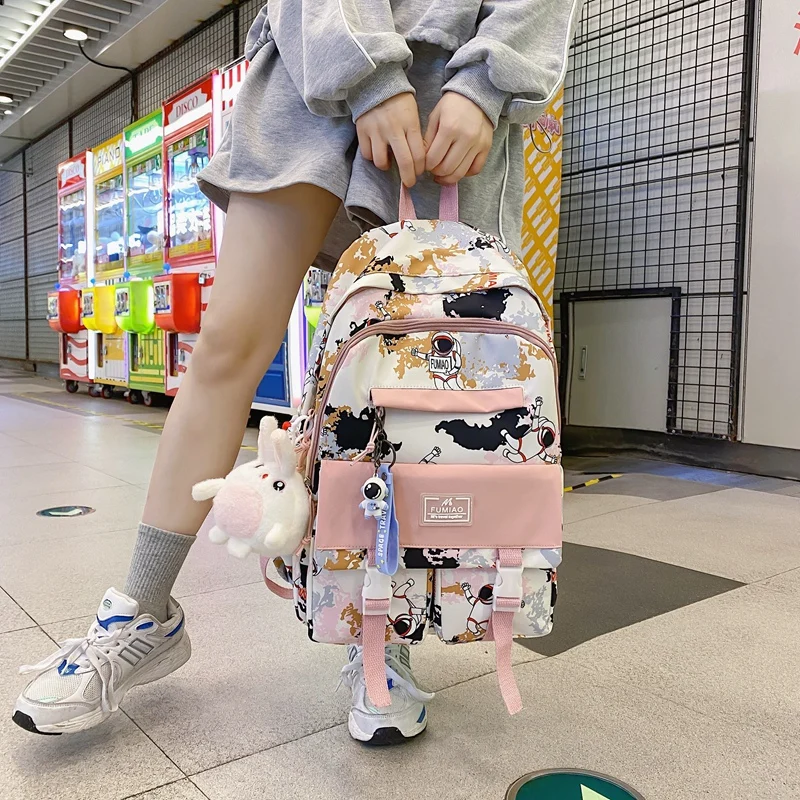 best Stylish Backpacks Girl Cool Camouflage Cartoon Travel Bag Fashion Ladies Graffiti Laptop Backpack Women Kawaii Bag Trendy Female College Backpacks classy sling bags