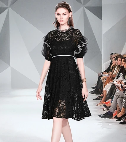 Summer New Arrive Runway Women Lace Dress Floral Hollow Out Puff Sleeve Female Midi Dress ruffled Collar Ladies Dresses - Цвет: Черный