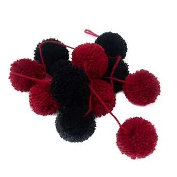 

Craft Christmas Tree Ball Baby Shower Holiday Birthday Wall Decor Wedding Party Pendant Home Hanging String Woolen Yarn Festival