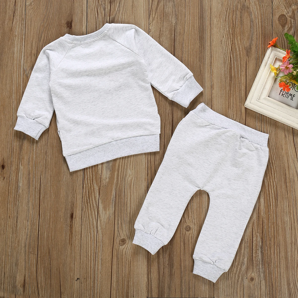 Коллекция года, весенне-осенняя одежда для малышей, свитер футболка с длинными рукавами для новорожденных и детей топ+ длинные штаны 2 предмета, твердые наряды, одежда