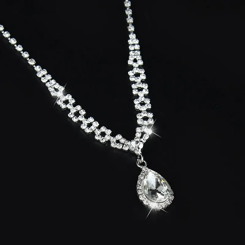 9735565963_607853798