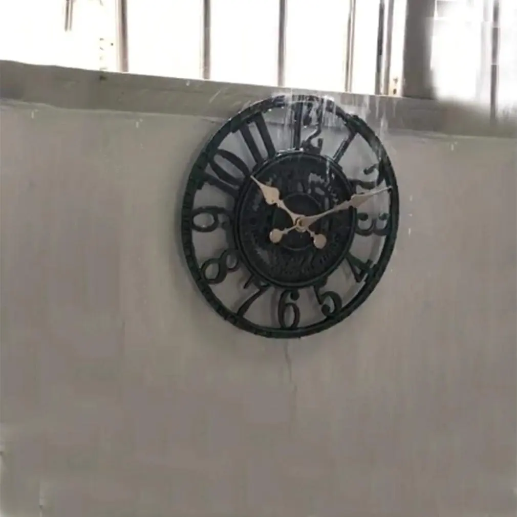 

Creative Outdoor Garden Wall Clock Waterproof Vintage Garden Ornament Hollow Gear Roman Numeral Hanging Clock