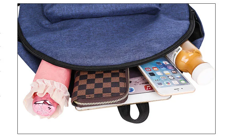 7892558330_351907055