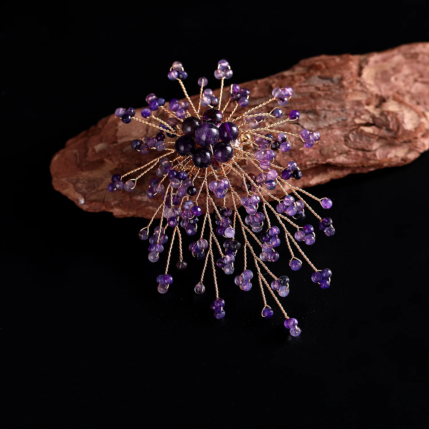 TANGTANG Costume Brooch Amethyst Corsage Elegant Brooch New Crystal Brooch Hand-woven Gypsophila Freshwater Pearl Brooch Fashion