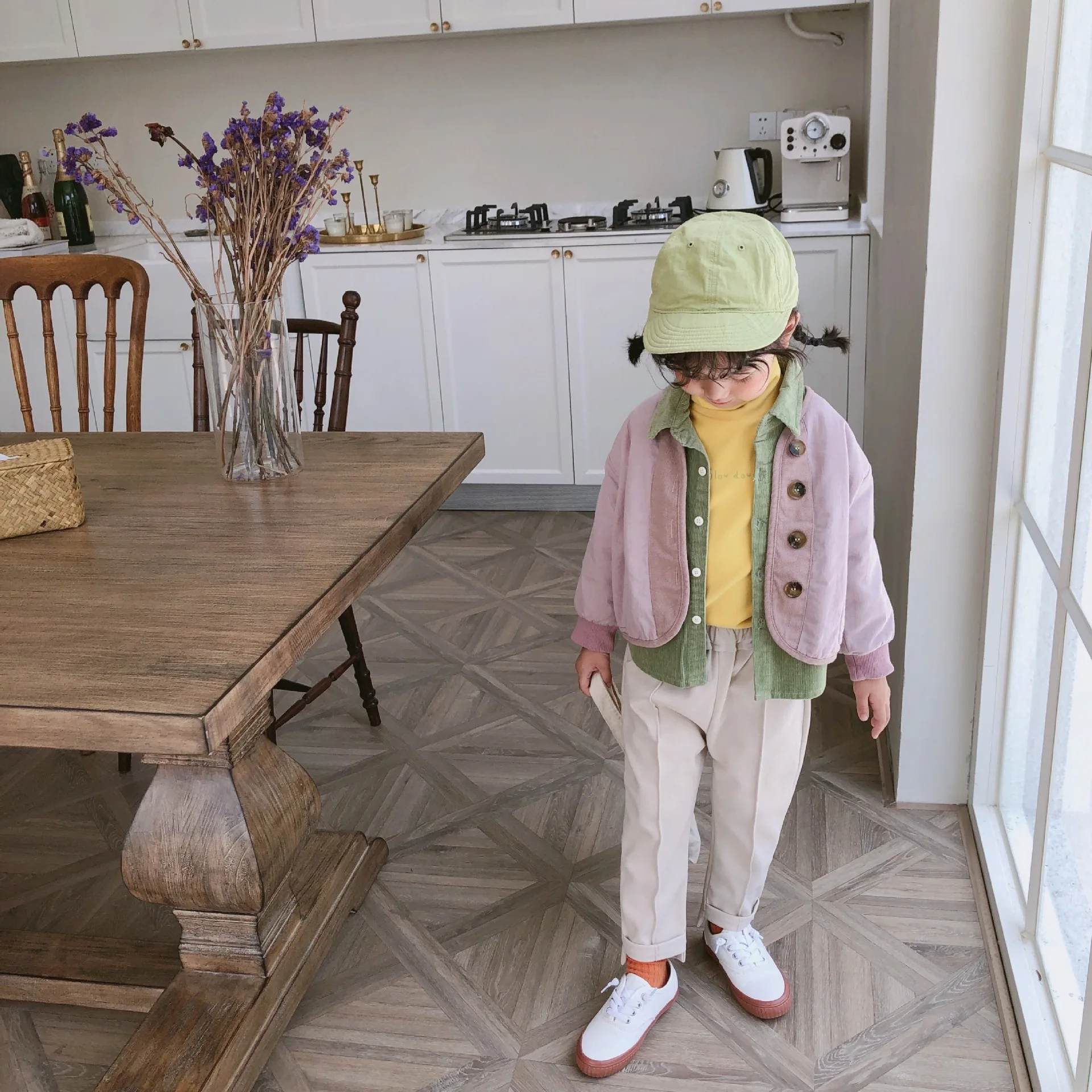 Новое Осеннее однотонное тонкое хлопковое пальто с длинными рукавами для маленьких мальчиков и девочек однобортные куртки для маленьких детей Детская одежда