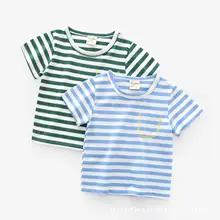Летняя новая стильная детская футболка в полоску с вышивкой и короткими рукавами пуловер с круглым вырезом для мальчиков Базовая рубашка Топы
